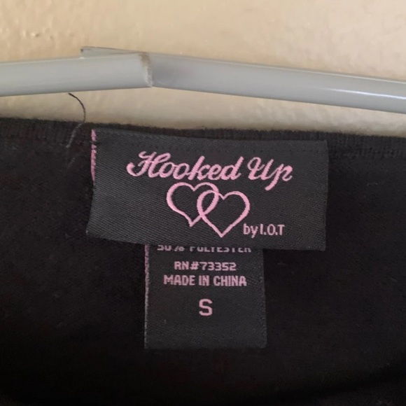 Small Top - Picture 3 of 3